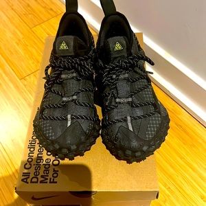 ACG mountain fly low GTX SE size 4 men’s 5.5 woman’s